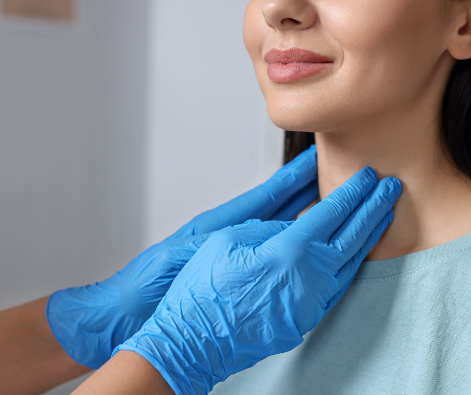 badanie tarczycy przez chirurga endokrynologa